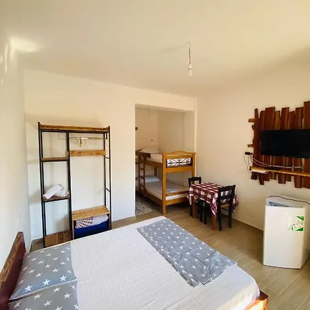 Hotell Tropikal Freskia Bunec 3*