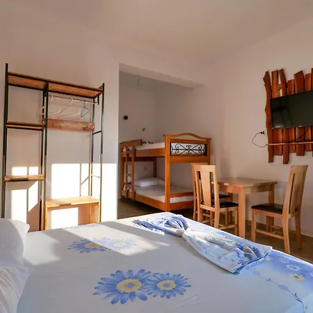 Hotell Tropikal Freskia Bunec Piqeras