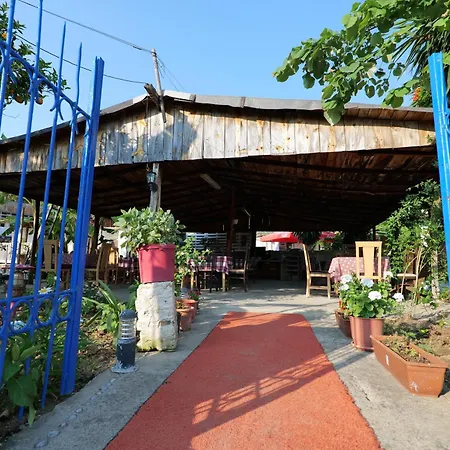 Hotel Tropikal Freskia Bunec Sarande