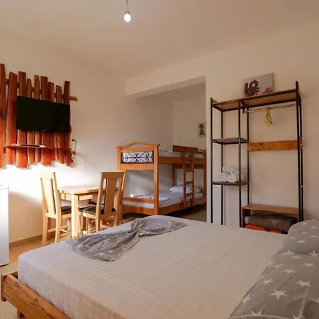 Tropikal Freskia Bunec Hotell
