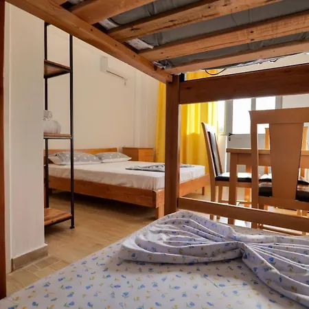 Hotell Tropikal Freskia Bunec