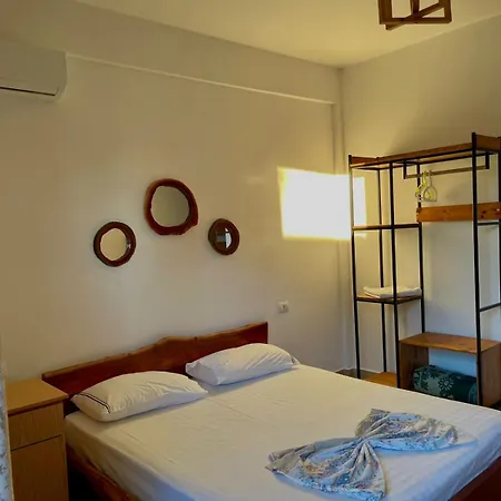 Hotell Tropikal Freskia Bunec 3*