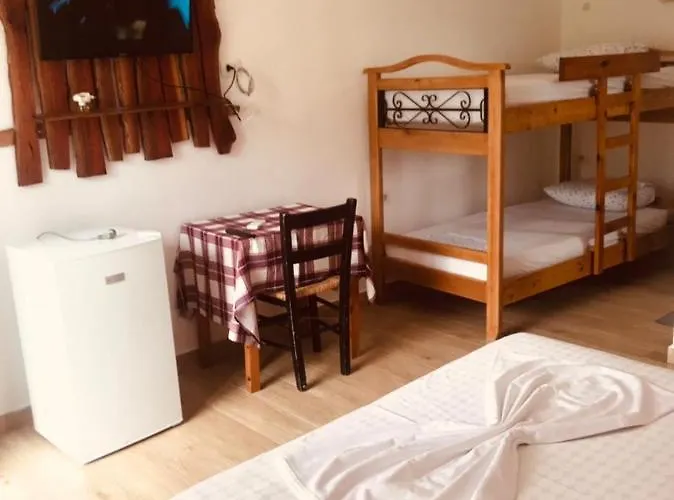 Tropikal Freskia Bunec Otel 3*