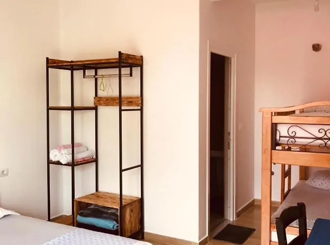 Otel Tropikal Freskia Bunec