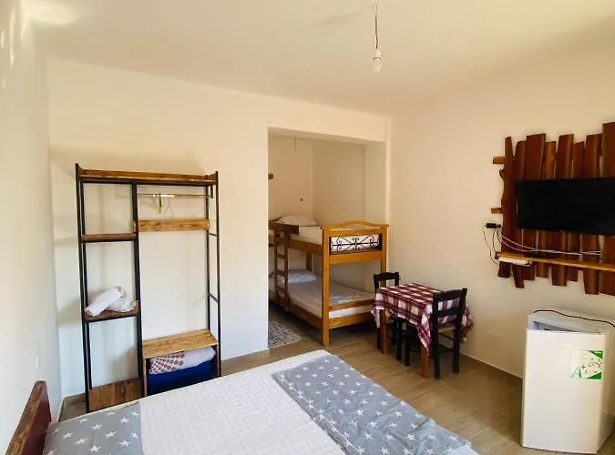 Otel Tropikal Freskia Bunec 3*