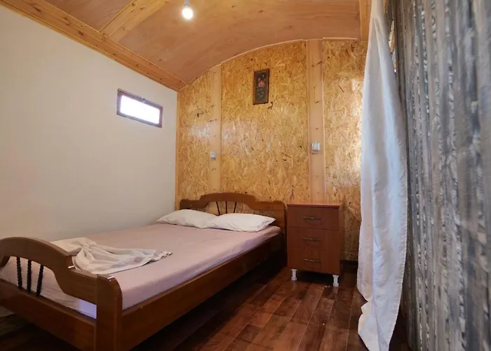 Tropikal Freskia Bunec Otel