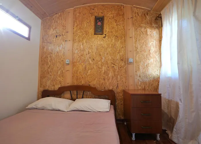 Otel Tropikal Freskia Bunec