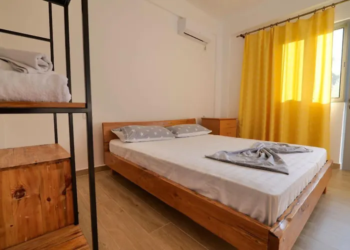 Tropikal Freskia Bunec Otel 3*