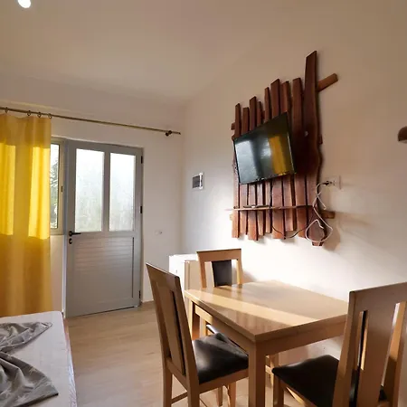 Tropikal Freskia Bunec 3*