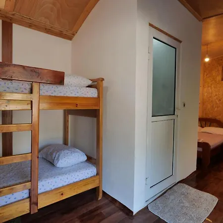 Tropikal Freskia Bunec ホテル